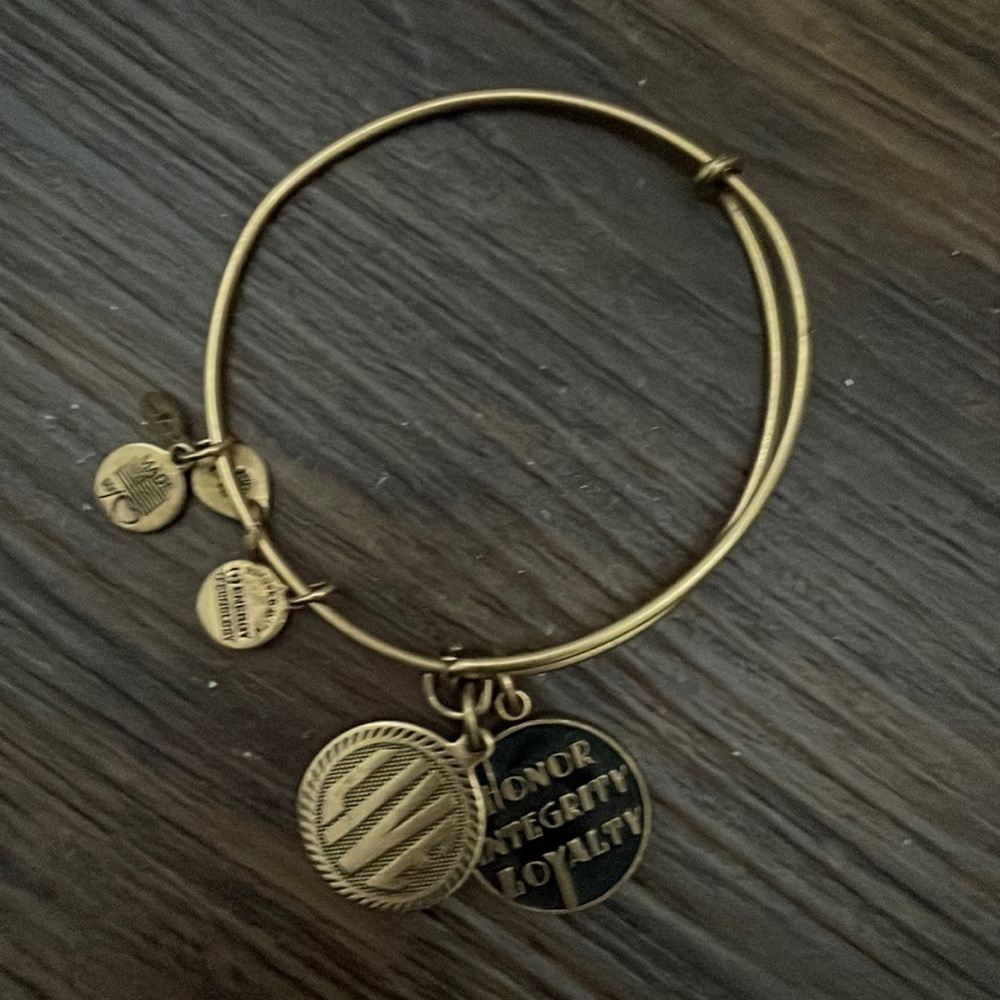 Alex and Ani Bracelet LIVE Honor Integrity Loyalty